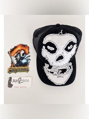 Supreme / TheMisfits Black  Mesh Back Trucker Hat - Brand New